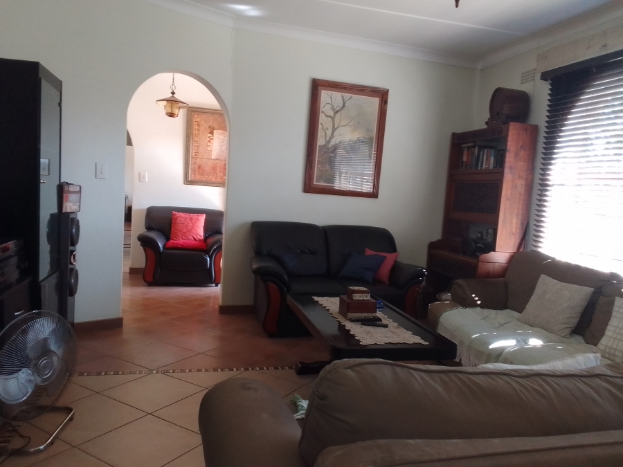 To Let 3 Bedroom Property for Rent in Protea Park North West